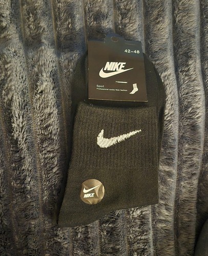 Brand new mens black nike - brand,