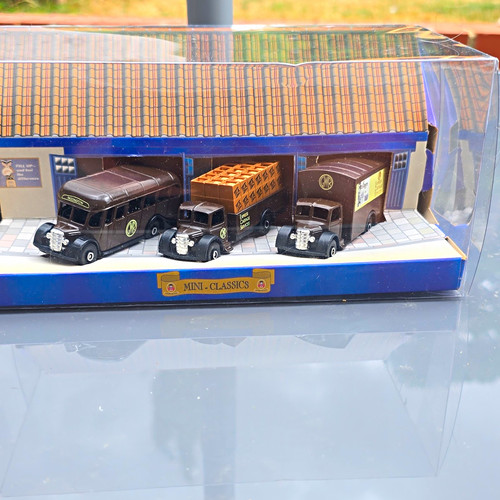 Oxford diecast mini classics - oxford,