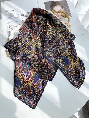 Men 100 silk scarf paisley - 100,