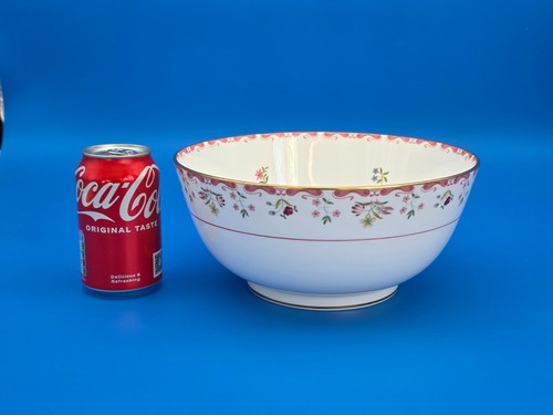 Large wedgwood bone china - large,