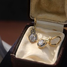 Belle Epoque Round Golden Little Sleeper CZ White SA1 Earrings