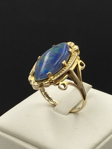 Large 1960 9ct gold - large, opal