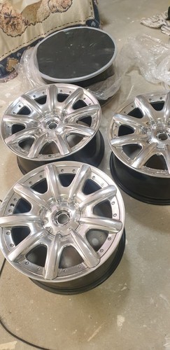 Bentley 19inch chrome wheel - 19inch,