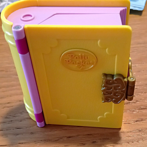 Polly pocket 1995 princess - polly,