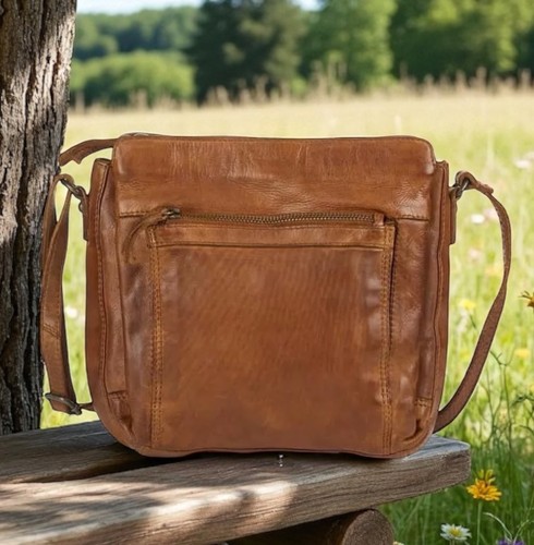 Gianni conti italian leather - italian,