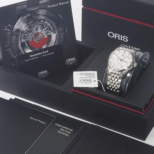 Oris artelier pointer date - artelier,