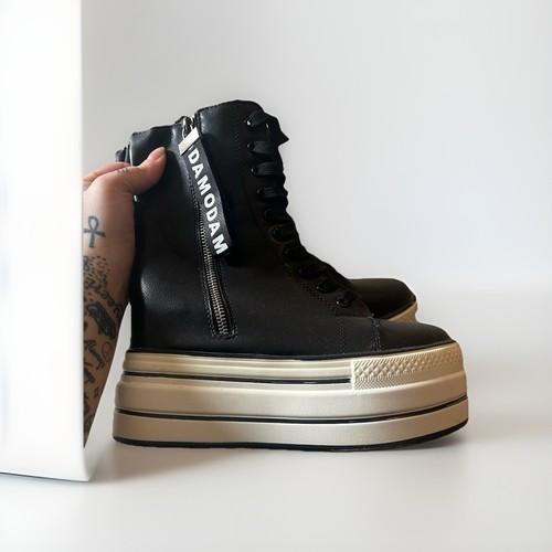 Damo chunky platform and - platform,
