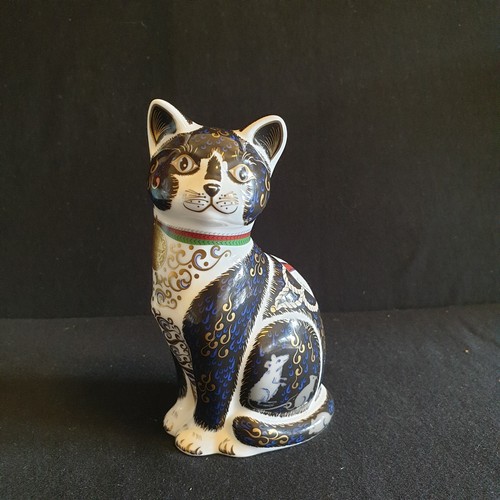 Royal crown derby paperweight - royal,