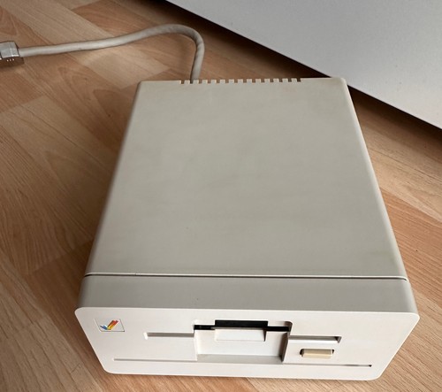 Amiga 1010 external disk - 1010,