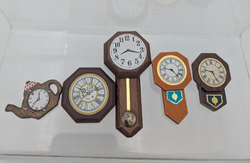 Vintage lundby clock lot - lundby,