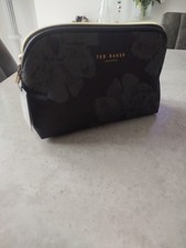 TED BAKER Minis Discovery Collection 3 Piece Gift Set with Black Make Up Bag NEW