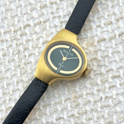 Vintage 1972 bulova - 1972, x