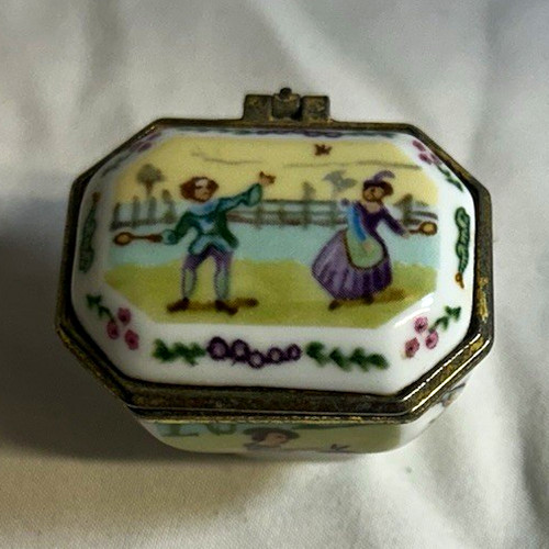 Mini hinged porcelain trinket - mini,