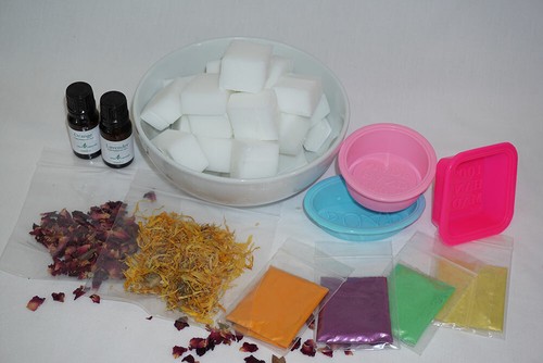Soap making kit - &, pour)