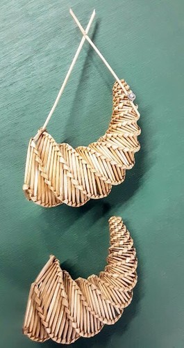 Corn dolly cornucopia - dolly, shell