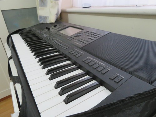 Yamaha psr sx900 - yamaha, with