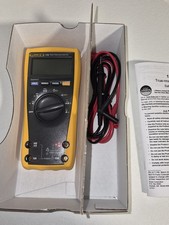 Fluke 175 True RMS Multimeter
