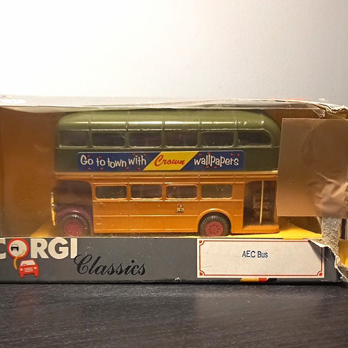 Corgi classics aec london bus - corgi,