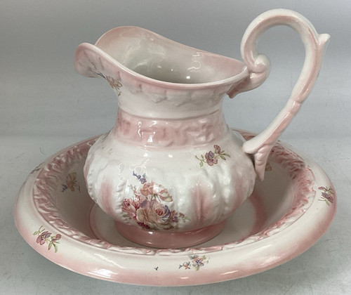 Basin and pitcher - ,