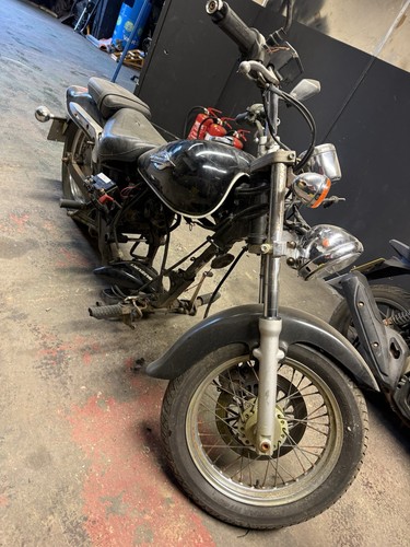 Suzuki gz125 marauder - suzuki,