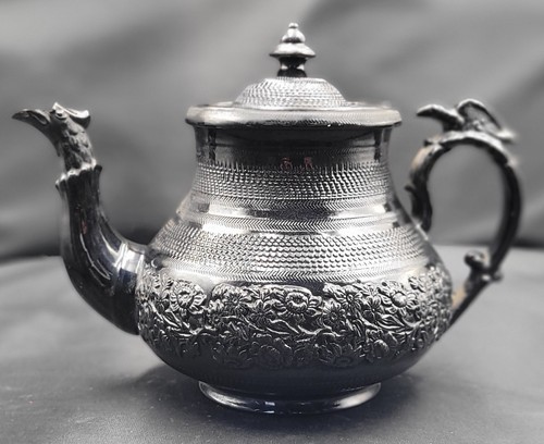 Antique glazed black basalt