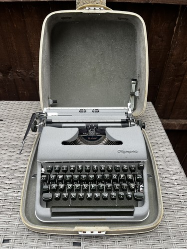 Olympia sm4 deluxe - olympia, manual