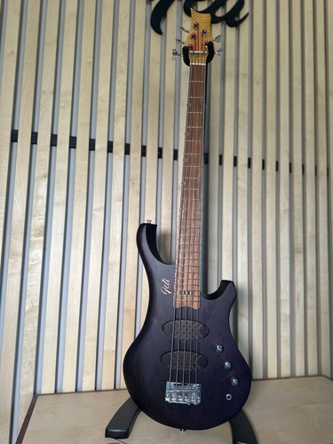 Bass guitar boiko custom - guitar,