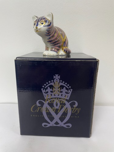 Royal crown derby - crown,