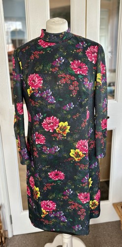 Vintage dark green - , floral