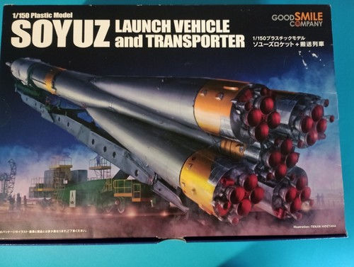 Plastic model soyuz - plastic,