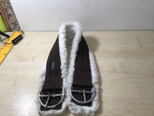Horse fur western girth - i,