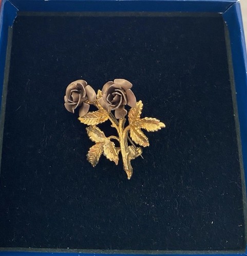 Vintage exquisite enamel rose - exquisite,