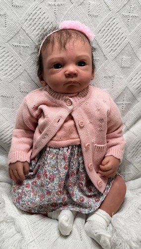 Authentic vivienne evelina - by,