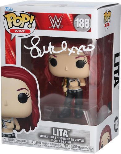 Lita wwe autographed - lita,