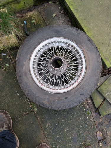 Type jaguar wire wheel - jaguar,