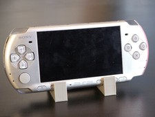 PlayStation Portable Slim (2000 + 3000) Display Stand