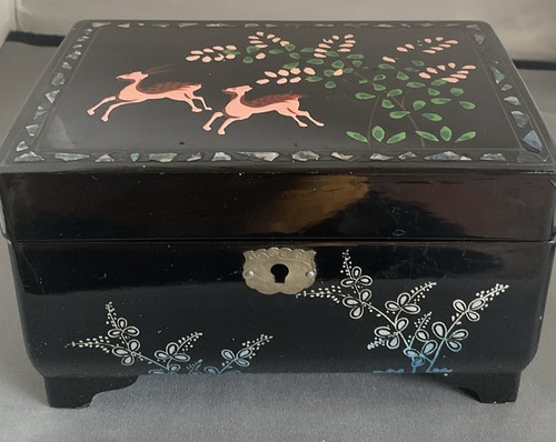 Japanese musical jewellery box - musical,