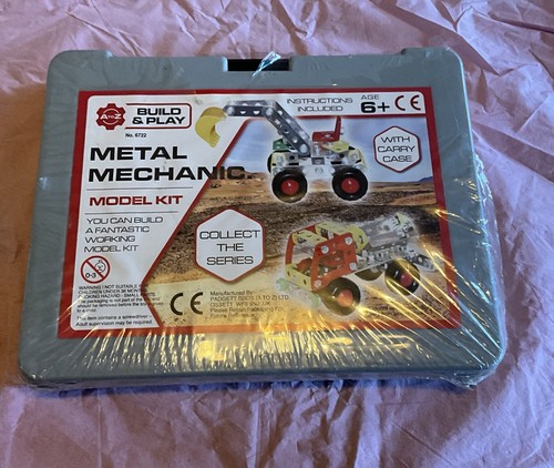 Build and play metal mechanic