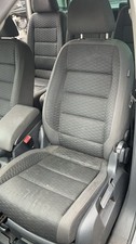 VOLKSWAGEN TOURAN SE TDI 2003-2010 NEARSIDE PASSENGER FRONT CLOTH SEAT WITH TRAY