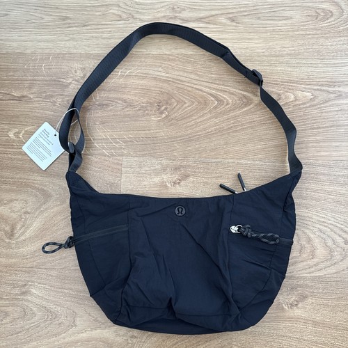 Lululemon slouchy sling - lululemon, 6l