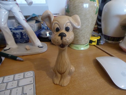Sylvac collectors beige dog - sylvac,