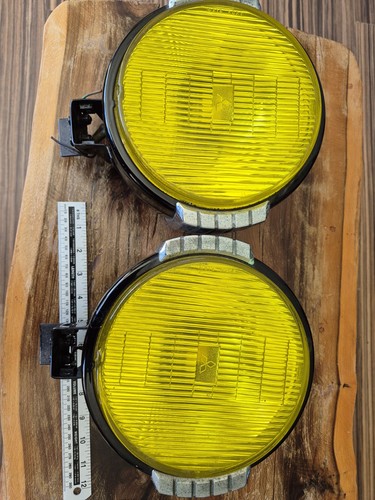 Mitubishi yellow spotlights - mitubishi,