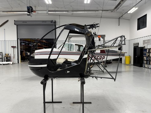 Robinson r22 fuselage - fuselage, with