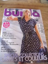BURDA MAGAZINE TONIC CHIC BLUE AND WHITE ORIENTAL PRINT N°26 2002