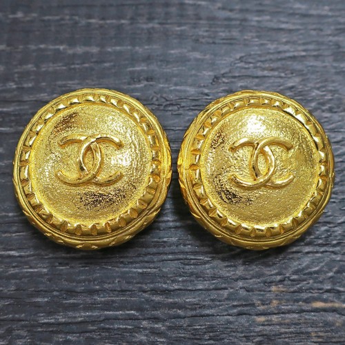 Chanel gold plated logos - plated, cc