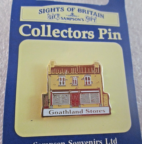 Souvenir pin badge heartbeat - souvenir,