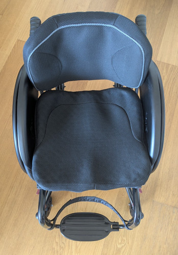 Folding lightweight active