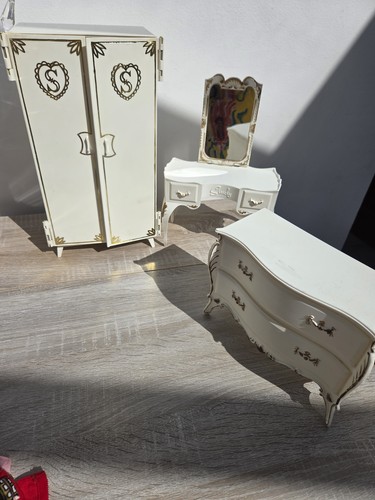 Vintage sindy bedroom - sindy,
