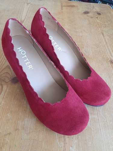 Hotter jive red - red, suede