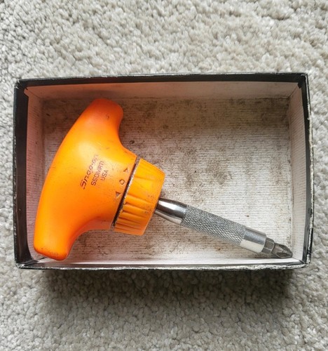 Snap handle ratcheting - t-handle,
